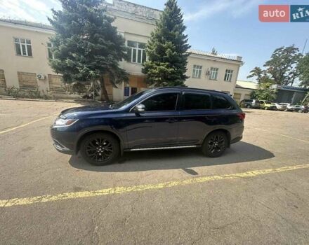 Серый Мицубиси Аутлендер, объемом двигателя 2.4 л и пробегом 135 тыс. км за 17600 $, фото 4 на Automoto.ua