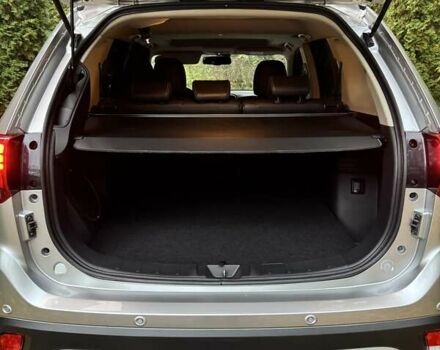 Сірий Міцубісі Аутлендер, об'ємом двигуна 2.36 л та пробігом 37 тис. км за 21000 $, фото 35 на Automoto.ua