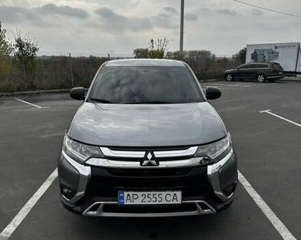 Сірий Міцубісі Аутлендер, об'ємом двигуна 2.36 л та пробігом 135 тис. км за 15000 $, фото 1 на Automoto.ua