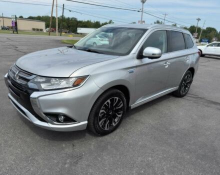 Міцубісі Аутлендер 2018 у Києві на Automoto.ua Сірий Міцубісі Аутлендер, об'ємом двигуна 2.5 л та пробігом 38 тис. км за 6100 $, фото 2 на Automoto.ua