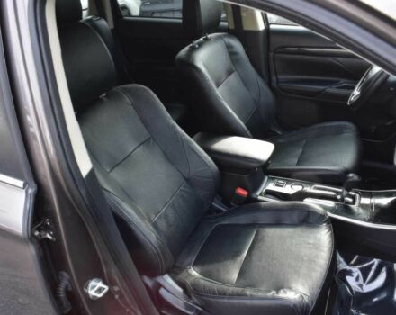 Сірий Міцубісі Аутлендер, об'ємом двигуна 2.4 л та пробігом 50 тис. км за 7000 $, фото 8 на Automoto.ua