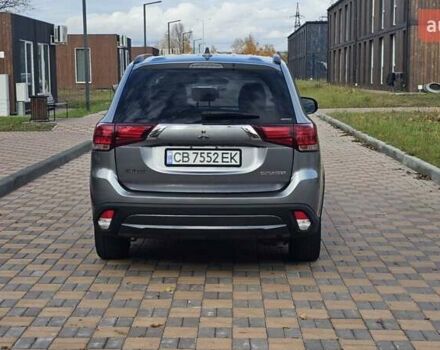 Міцубісі Аутлендер 2018 у Чернігові на Automoto.ua Сірий Міцубісі Аутлендер, об'ємом двигуна 2.36 л та пробігом 170 тис. км за 14300 $, фото 8 на Automoto.ua