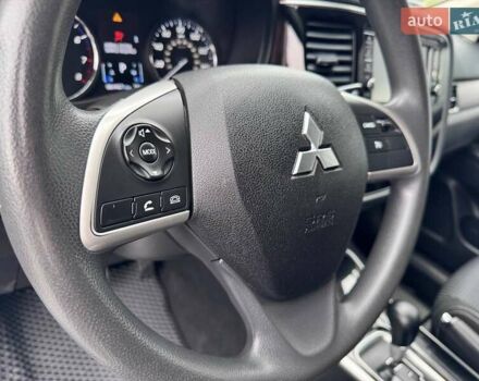 Серый Мицубиси Аутлендер, объемом двигателя 2.4 л и пробегом 103 тыс. км за 15497 $, фото 16 на Automoto.ua