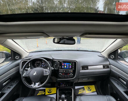 Сірий Міцубісі Аутлендер, об'ємом двигуна 3 л та пробігом 156 тис. км за 18500 $, фото 14 на Automoto.ua