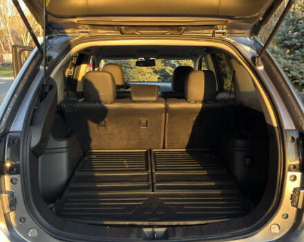 Серый Мицубиси Аутлендер, объемом двигателя 2 л и пробегом 107 тыс. км за 20900 $, фото 18 на Automoto.ua