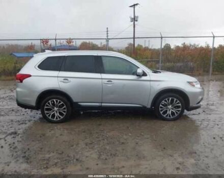 Сірий Міцубісі Аутлендер, об'ємом двигуна 2.4 л та пробігом 87 тис. км за 3000 $, фото 3 на Automoto.ua