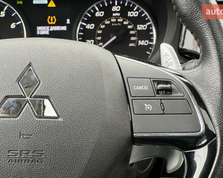 Сірий Міцубісі Аутлендер, об'ємом двигуна 3 л та пробігом 156 тис. км за 18500 $, фото 12 на Automoto.ua