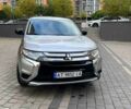 Серый Мицубиси Аутлендер, объемом двигателя 2.4 л и пробегом 193 тыс. км за 14500 $, фото 1 на Automoto.ua