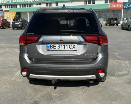 Сірий Міцубісі Аутлендер, об'ємом двигуна 3 л та пробігом 190 тис. км за 17100 $, фото 6 на Automoto.ua