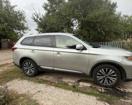 Сірий Міцубісі Аутлендер, об'ємом двигуна 2.4 л та пробігом 69 тис. км за 17499 $, фото 2 на Automoto.ua