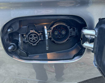 Сірий Міцубісі Аутлендер, об'ємом двигуна 2 л та пробігом 90 тис. км за 24900 $, фото 13 на Automoto.ua