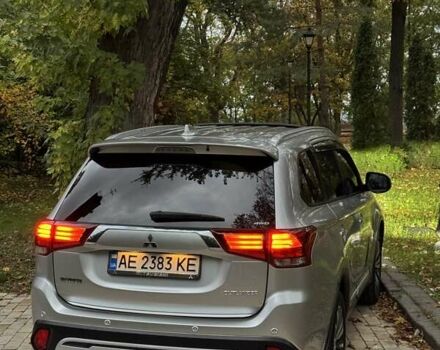 Сірий Міцубісі Аутлендер, об'ємом двигуна 2.36 л та пробігом 37 тис. км за 21000 $, фото 13 на Automoto.ua