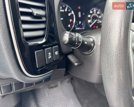 Серый Мицубиси Аутлендер, объемом двигателя 2.4 л и пробегом 103 тыс. км за 15497 $, фото 17 на Automoto.ua