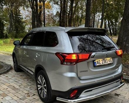 Сірий Міцубісі Аутлендер, об'ємом двигуна 2.36 л та пробігом 37 тис. км за 21000 $, фото 9 на Automoto.ua