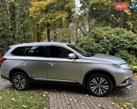 Сірий Міцубісі Аутлендер, об'ємом двигуна 2.36 л та пробігом 37 тис. км за 21000 $, фото 17 на Automoto.ua