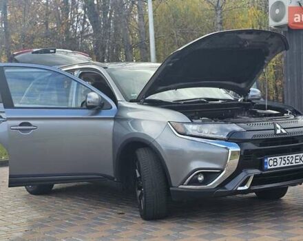 Міцубісі Аутлендер 2018 у Чернігові на Automoto.ua Сірий Міцубісі Аутлендер, об'ємом двигуна 2.36 л та пробігом 170 тис. км за 14300 $, фото 28 на Automoto.ua