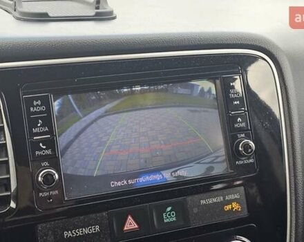 Міцубісі Аутлендер 2018 у Чернігові на Automoto.ua Сірий Міцубісі Аутлендер, об'ємом двигуна 2.36 л та пробігом 170 тис. км за 14300 $, фото 38 на Automoto.ua