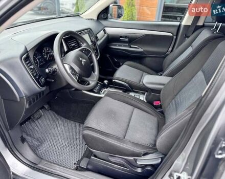 Серый Мицубиси Аутлендер, объемом двигателя 2.4 л и пробегом 103 тыс. км за 15497 $, фото 13 на Automoto.ua