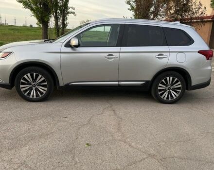 Сірий Міцубісі Аутлендер, об'ємом двигуна 2.36 л та пробігом 110 тис. км за 16000 $, фото 8 на Automoto.ua