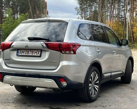 Серый Мицубиси Аутлендер, объемом двигателя 2.4 л и пробегом 110 тыс. км за 15950 $, фото 4 на Automoto.ua