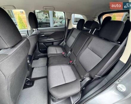 Серый Мицубиси Аутлендер, объемом двигателя 2.4 л и пробегом 103 тыс. км за 15497 $, фото 24 на Automoto.ua