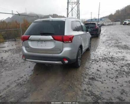 Сірий Міцубісі Аутлендер, об'ємом двигуна 2.4 л та пробігом 87 тис. км за 3000 $, фото 4 на Automoto.ua