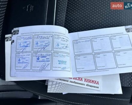 Серый Мицубиси Аутлендер, объемом двигателя 2 л и пробегом 98 тыс. км за 17900 $, фото 50 на Automoto.ua