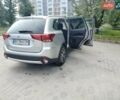 Серый Мицубиси Аутлендер, объемом двигателя 2.36 л и пробегом 95 тыс. км за 15999 $, фото 4 на Automoto.ua