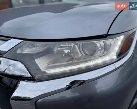 Серый Мицубиси Аутлендер, объемом двигателя 2.4 л и пробегом 103 тыс. км за 15497 $, фото 4 на Automoto.ua