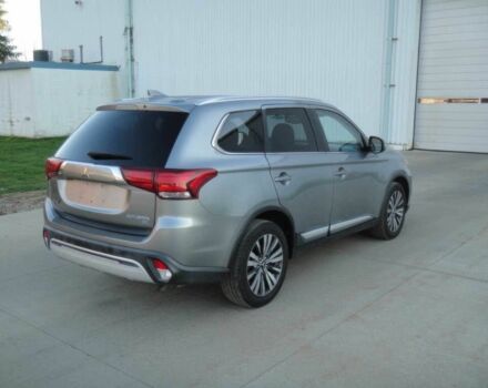 Серый Мицубиси Аутлендер, объемом двигателя 2.4 л и пробегом 42 тыс. км за 10400 $, фото 6 на Automoto.ua