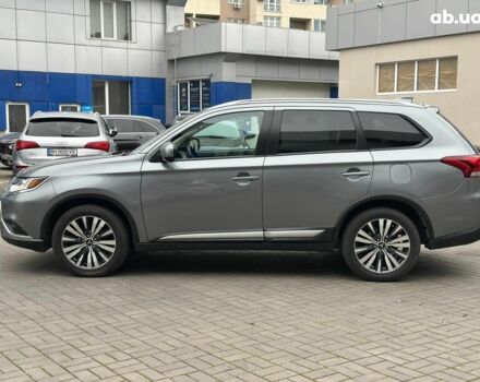 Серый Мицубиси Аутлендер, объемом двигателя 2.4 л и пробегом 131 тыс. км за 17440 $, фото 9 на Automoto.ua