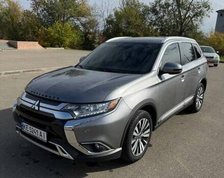 Міцубісі Аутлендер 2019 у Кривому Розі на Automoto.ua Сірий Міцубісі Аутлендер, об'ємом двигуна 2.4 л та пробігом 80 тис. км за 19100 $, фото 19 на Automoto.ua