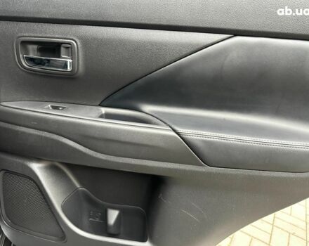 Серый Мицубиси Аутлендер, объемом двигателя 2.4 л и пробегом 131 тыс. км за 17440 $, фото 15 на Automoto.ua