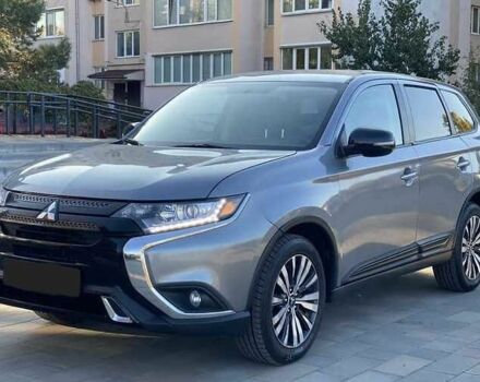 Сірий Міцубісі Аутлендер, об'ємом двигуна 2.4 л та пробігом 133 тис. км за 14000 $, фото 2 на Automoto.ua