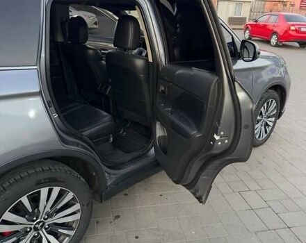 Міцубісі Аутлендер 2019 у Кривому Розі на Automoto.ua Сірий Міцубісі Аутлендер, об'ємом двигуна 2.4 л та пробігом 80 тис. км за 19100 $, фото 9 на Automoto.ua