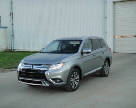 Серый Мицубиси Аутлендер, объемом двигателя 2.4 л и пробегом 42 тыс. км за 10400 $, фото 2 на Automoto.ua