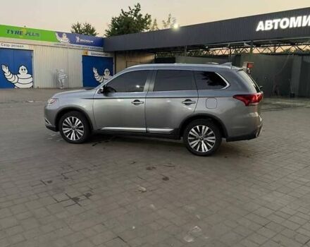 Міцубісі Аутлендер 2019 у Кривому Розі на Automoto.ua Сірий Міцубісі Аутлендер, об'ємом двигуна 2.4 л та пробігом 80 тис. км за 19100 $, фото 11 на Automoto.ua