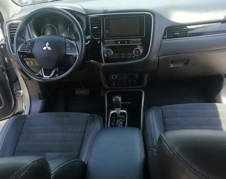 Серый Мицубиси Аутлендер, объемом двигателя 2.4 л и пробегом 91 тыс. км за 10599 $, фото 10 на Automoto.ua
