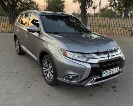 Міцубісі Аутлендер 2019 у Кривому Розі на Automoto.ua Сірий Міцубісі Аутлендер, об'ємом двигуна 2.4 л та пробігом 80 тис. км за 19100 $, фото 12 на Automoto.ua