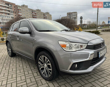 Серый Мицубиси Аутлендер, объемом двигателя 2 л и пробегом 45 тыс. км за 14000 $, фото 4 на Automoto.ua