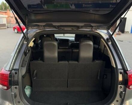 Міцубісі Аутлендер 2019 у Кривому Розі на Automoto.ua Сірий Міцубісі Аутлендер, об'ємом двигуна 2.4 л та пробігом 80 тис. км за 19100 $, фото 5 на Automoto.ua