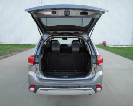 Серый Мицубиси Аутлендер, объемом двигателя 2.4 л и пробегом 42 тыс. км за 10400 $, фото 13 на Automoto.ua