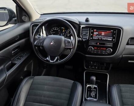 Мицубиси Аутлендер 2019 в Киеве на Automoto.ua Серый Мицубиси Аутлендер, объемом двигателя 2.4 л и пробегом 73 тыс. км за 20999 $, фото 20 на Automoto.ua