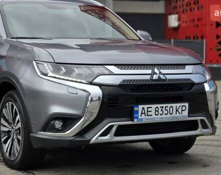 Мицубиси Аутлендер 2019 в Киеве на Automoto.ua Серый Мицубиси Аутлендер, объемом двигателя 2.4 л и пробегом 73 тыс. км за 20999 $, фото 2 на Automoto.ua
