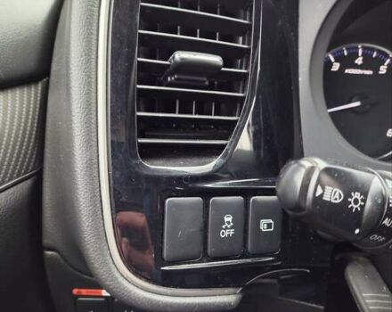 Серый Мицубиси Аутлендер, объемом двигателя 2.36 л и пробегом 101 тыс. км за 16400 $, фото 12 на Automoto.ua