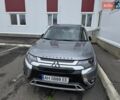 Серый Мицубиси Аутлендер, объемом двигателя 2.36 л и пробегом 52 тыс. км за 22000 $, фото 3 на Automoto.ua