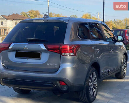 Серый Мицубиси Аутлендер, объемом двигателя 2.4 л и пробегом 133 тыс. км за 16000 $, фото 10 на Automoto.ua