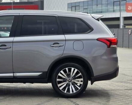 Мицубиси Аутлендер 2019 в Киеве на Automoto.ua Серый Мицубиси Аутлендер, объемом двигателя 2.4 л и пробегом 73 тыс. км за 20999 $, фото 8 на Automoto.ua