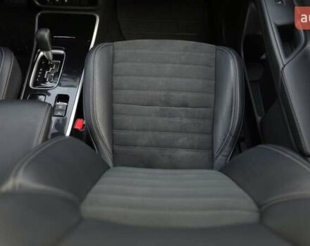 Мицубиси Аутлендер 2019 в Киеве на Automoto.ua Серый Мицубиси Аутлендер, объемом двигателя 2.4 л и пробегом 73 тыс. км за 20999 $, фото 22 на Automoto.ua