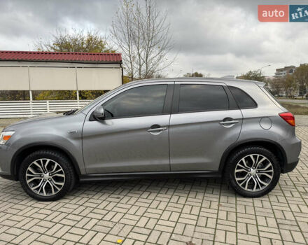 Серый Мицубиси Аутлендер, объемом двигателя 2 л и пробегом 45 тыс. км за 14000 $, фото 14 на Automoto.ua